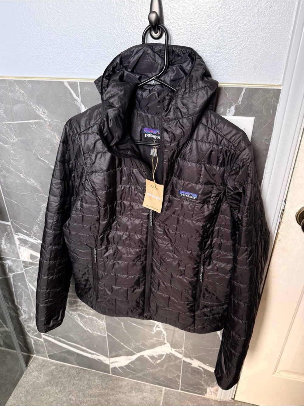 Patagonia Nano Puff hoody - Picture 2 of 8